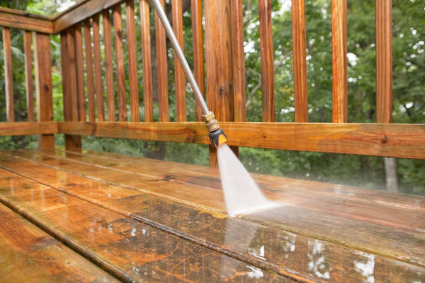 Fence Pressure Washing in Hampton Bays, NY